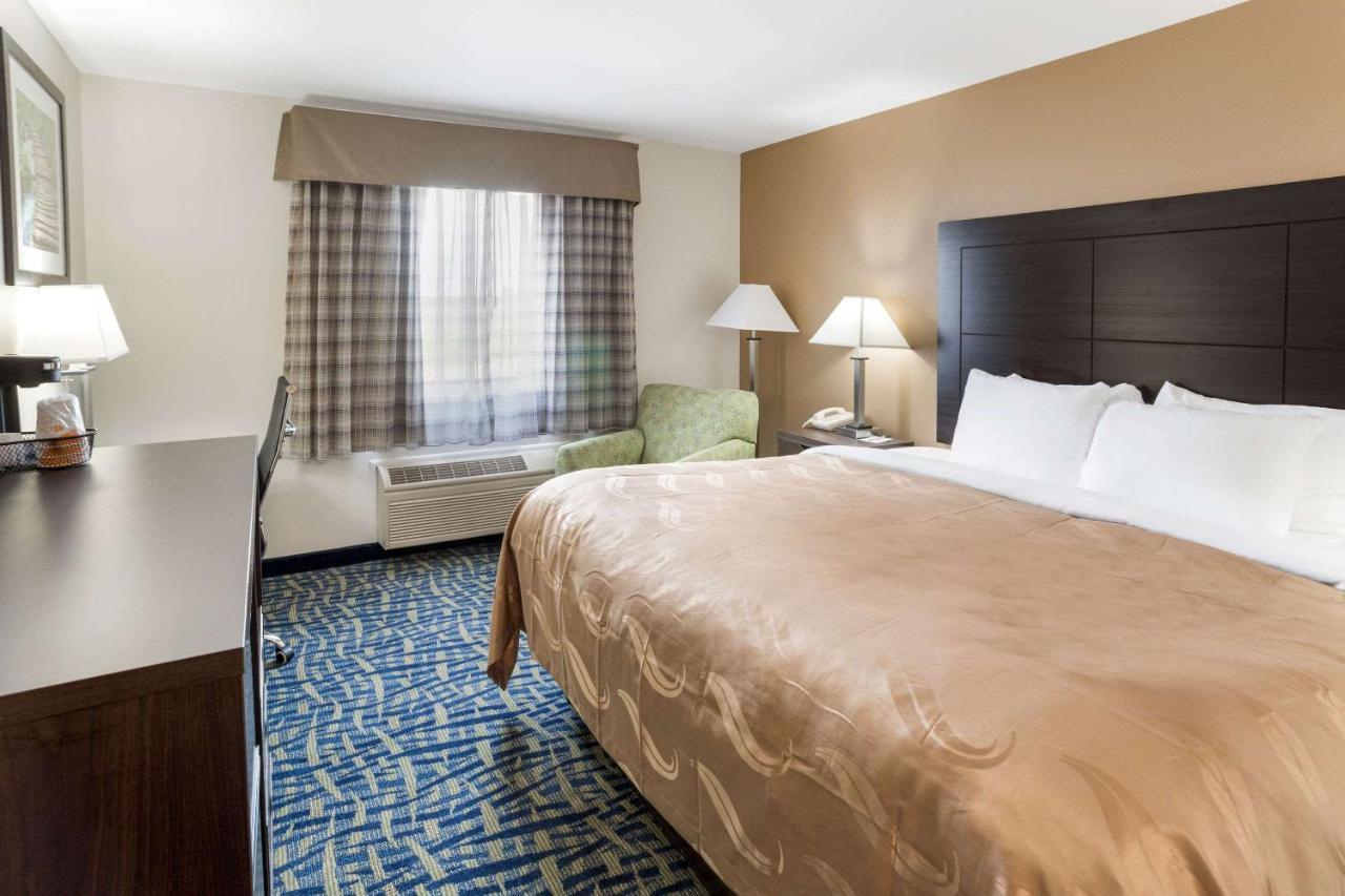 Quality Inn Rochelle Bagian luar foto