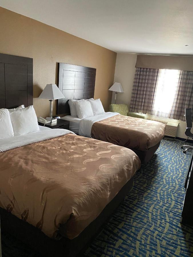 Quality Inn Rochelle Bagian luar foto