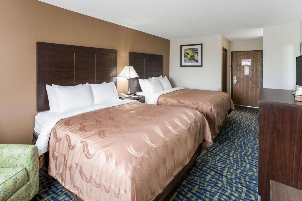 Quality Inn Rochelle Bagian luar foto