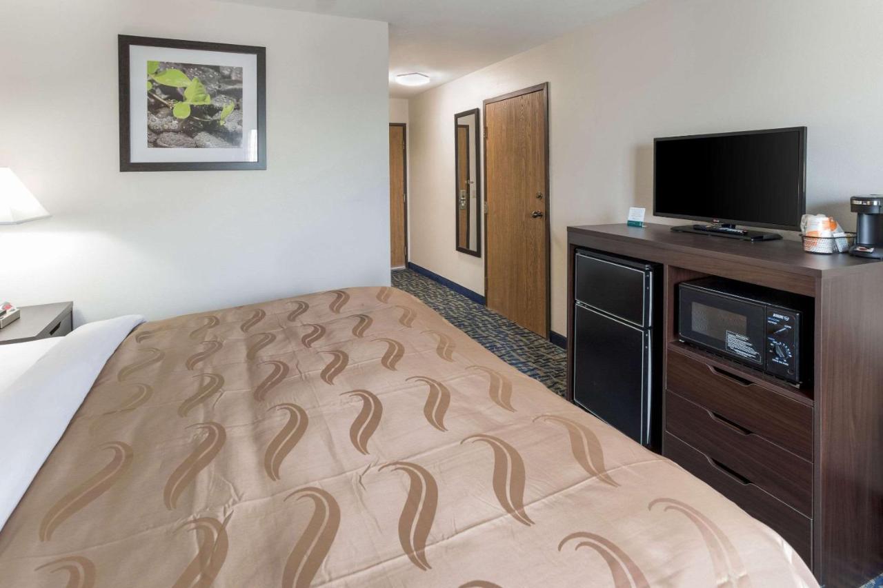Quality Inn Rochelle Bagian luar foto