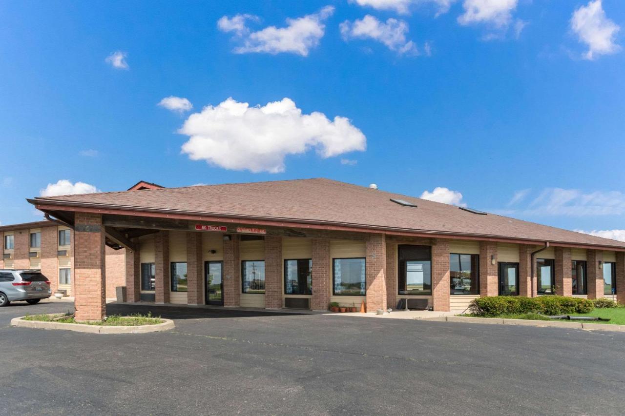Quality Inn Rochelle Bagian luar foto